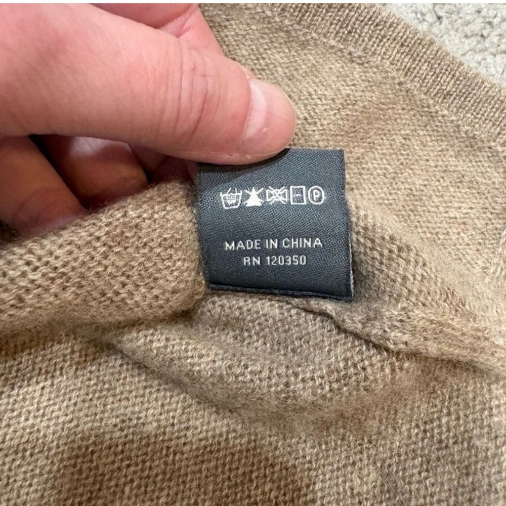 Neutral Soft Cashmere Women’s Color Block Sweater - Picture 8 of 8